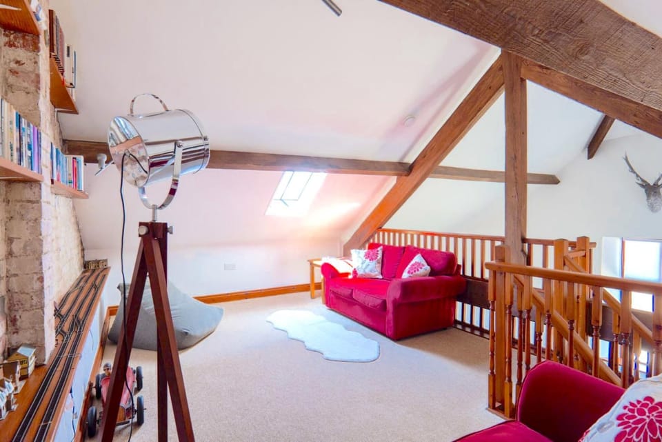 Communal lounge/ TV room, Living room