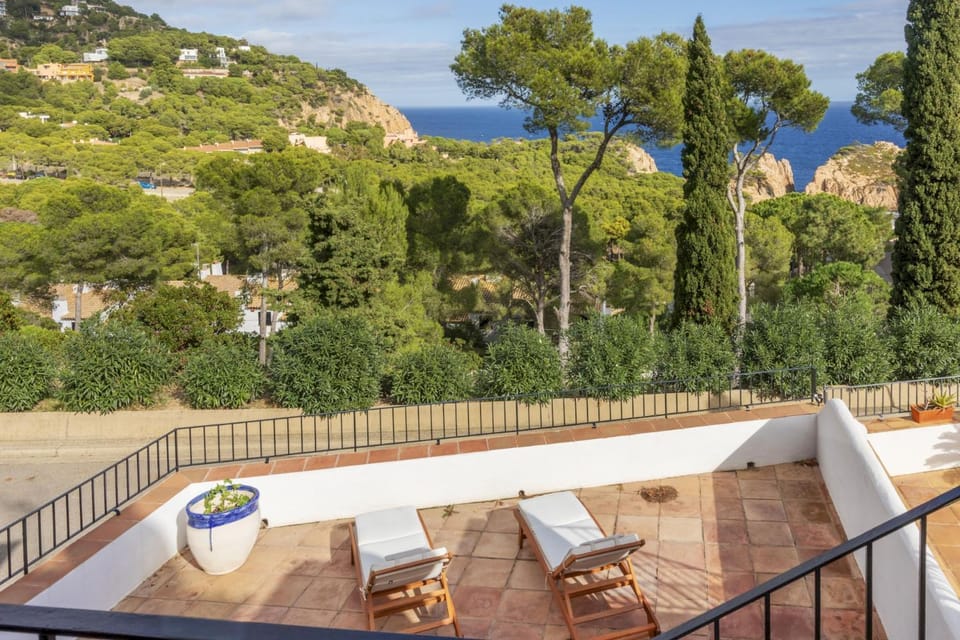 Garden view, Sea view