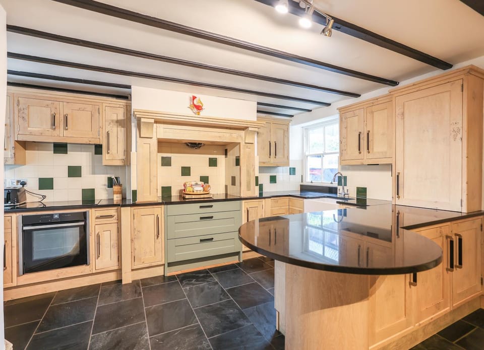 Calton Moor House House in Staffordshire Moorlands District