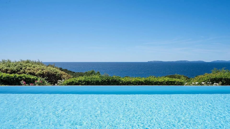 Sea view, Swimming pool