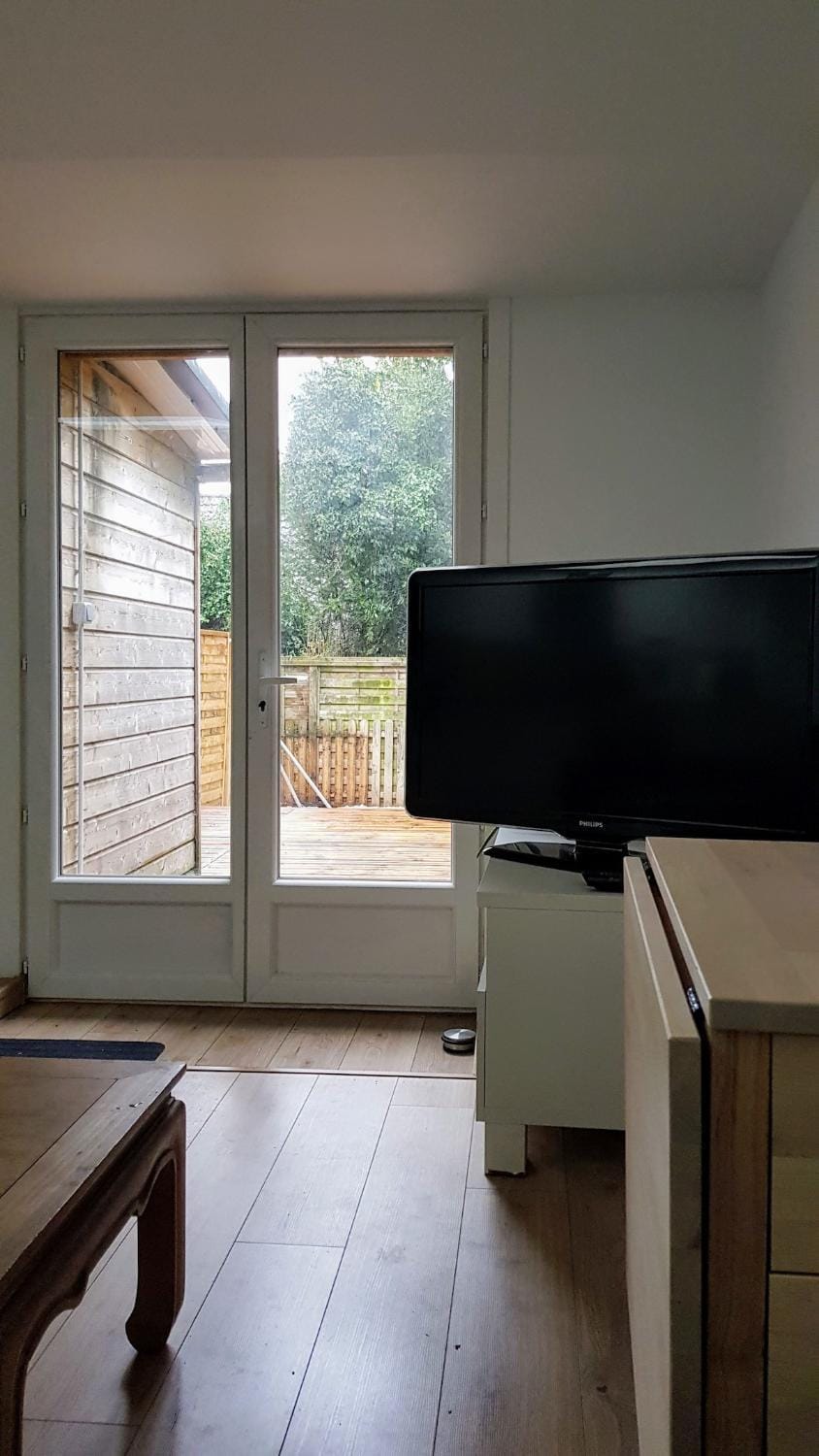 Communal lounge/ TV room, TV and multimedia