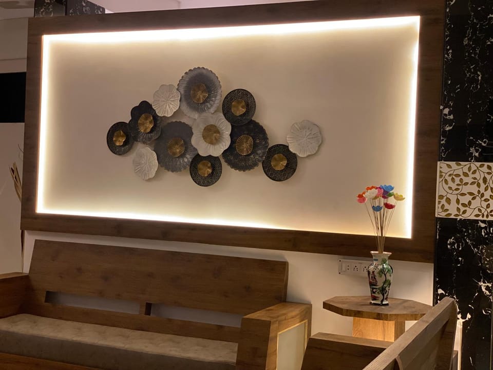 Decorative detail, Seating area