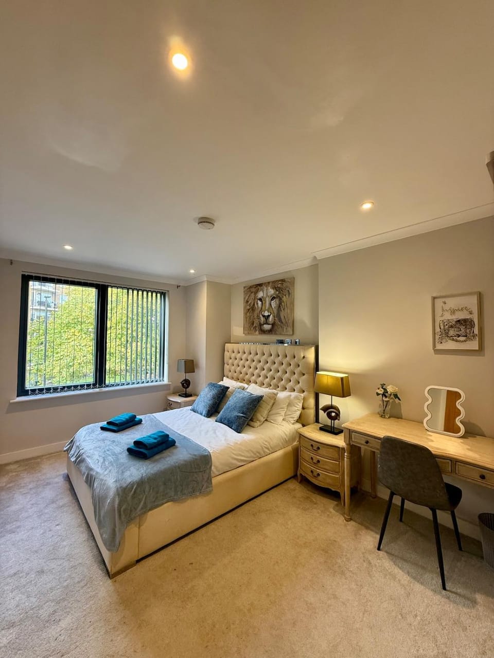 Prime London Stay Chic, Cosy & Sleeps 5 Apartment in Brentford