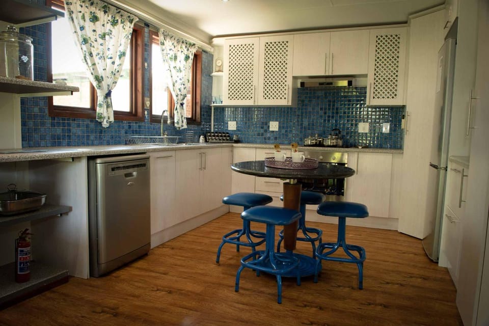 Wit Hangmat Bush Retreat House in Gauteng
