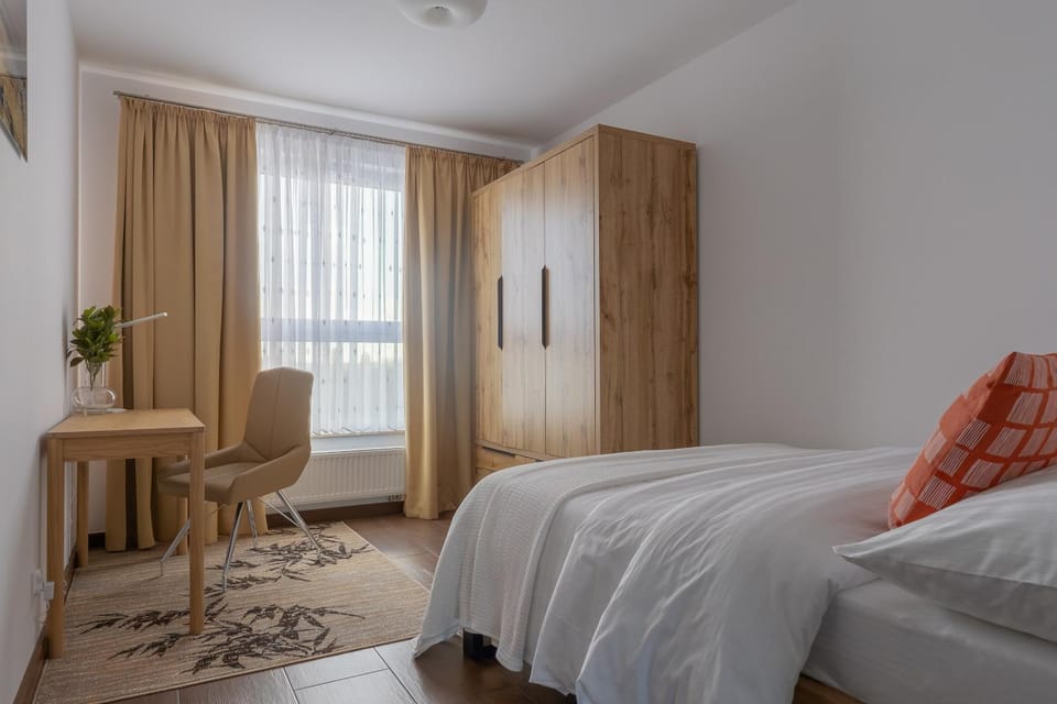 Bed, Living room, Photo of the whole room, Seating area, Bedroom, wardrobe