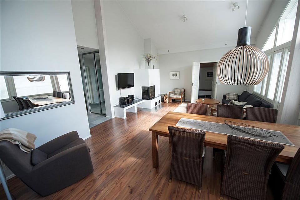 Seating area, Dining area