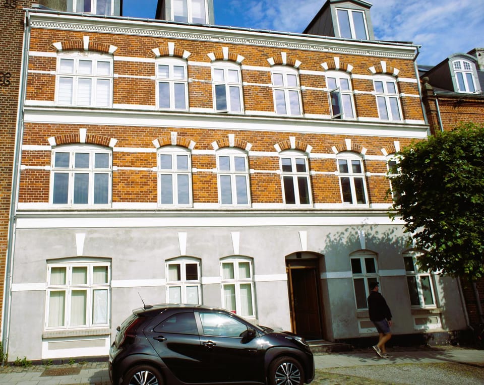 Id069 Englandsgade 13, 1th Apartment in Region of Southern Denmark