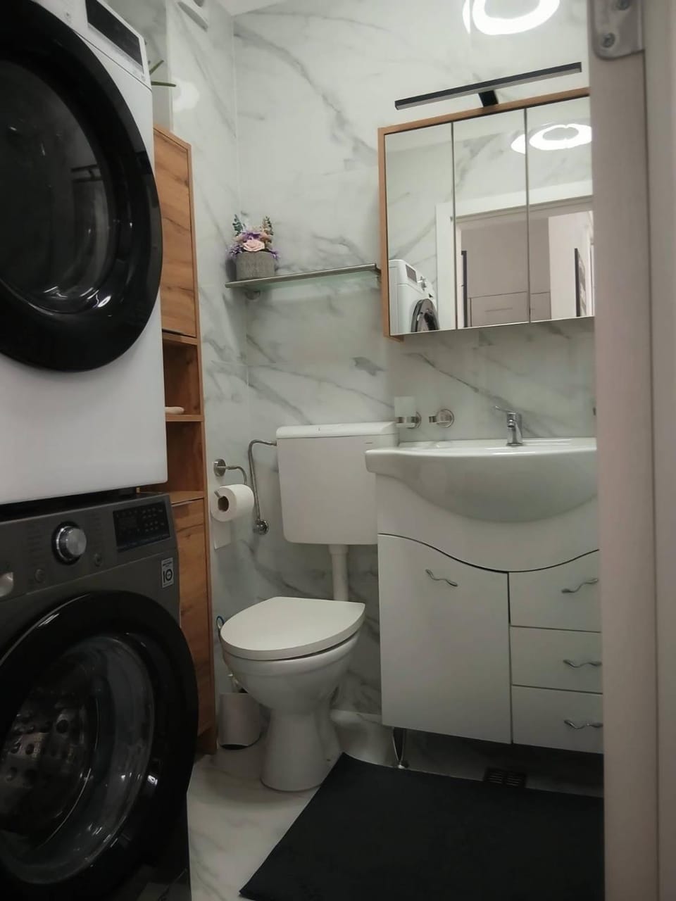 Apartament Premium Militari Parcare Self Check-in Apartment in Romania