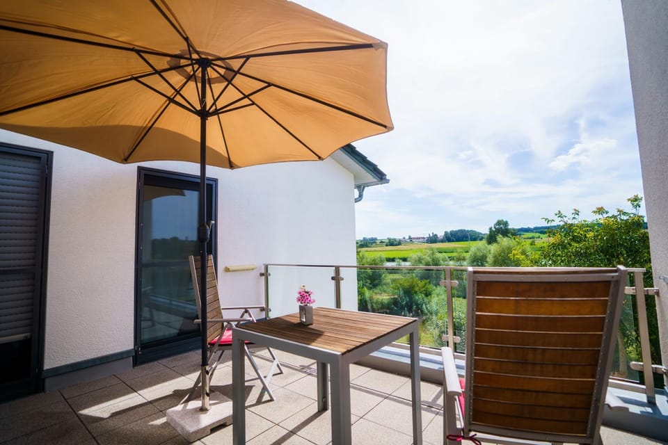 View (from property/room), Balcony/Terrace