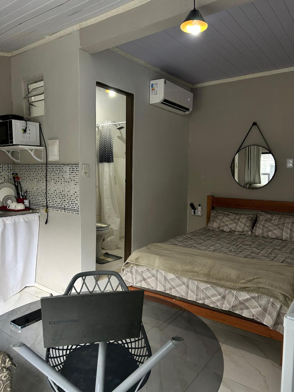 Bed, Bedroom, air conditioner