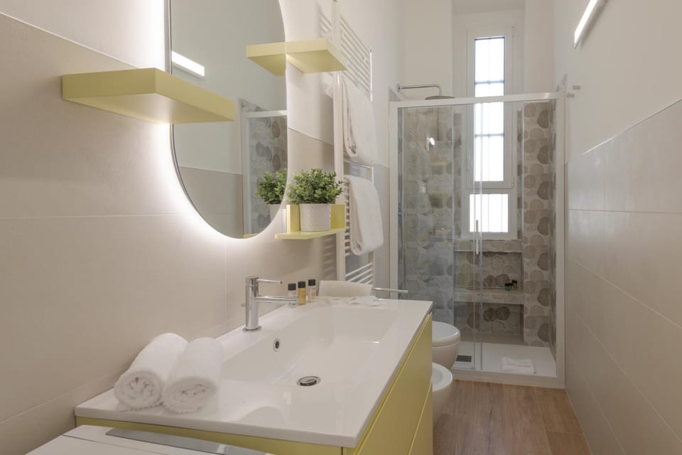 Shower, Bathroom