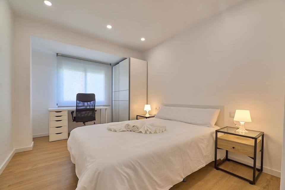 Anton Martin - Malvarrosa beach by Invalencia Apartment in Valencia
