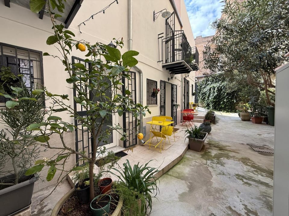 Inner courtyard view