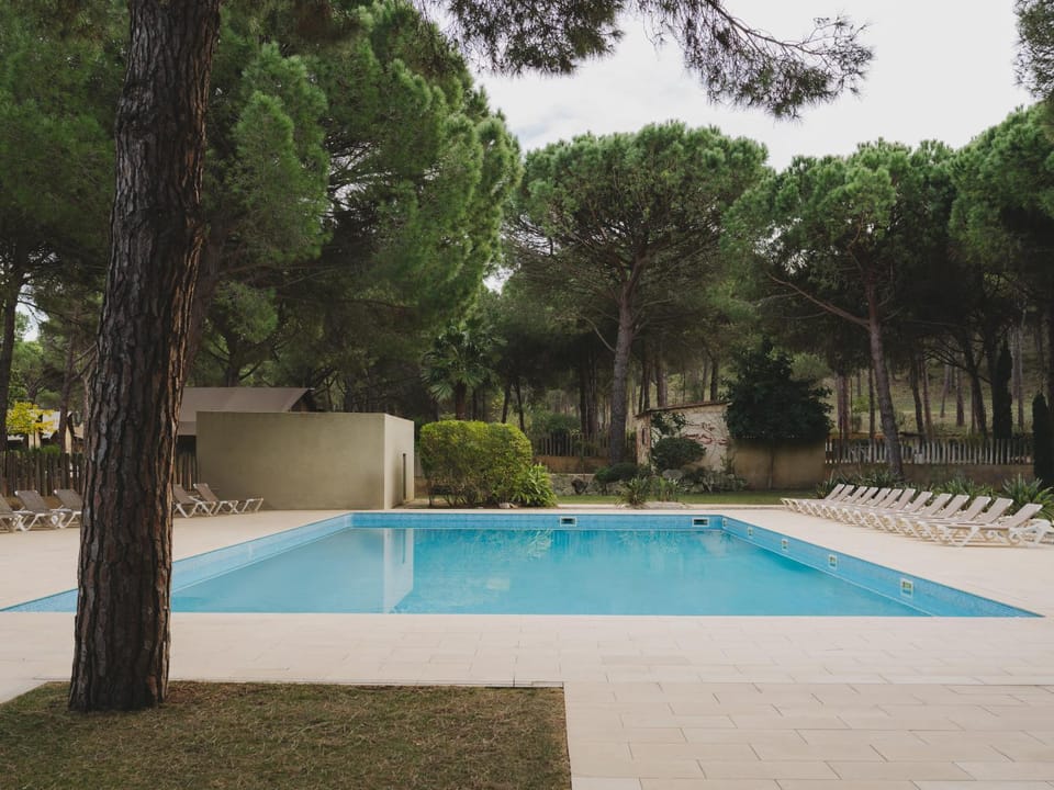 Solarium, Swimming pool