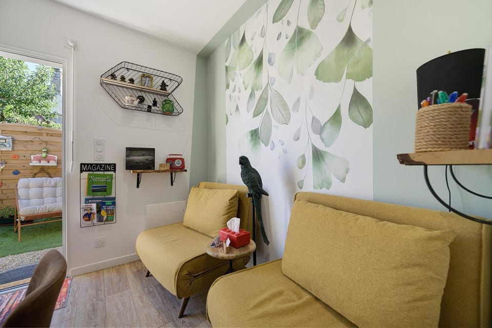 Property building, Living room