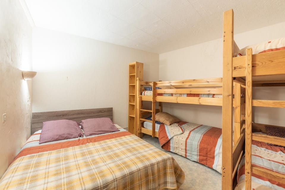 Property building, Living room, Bedroom