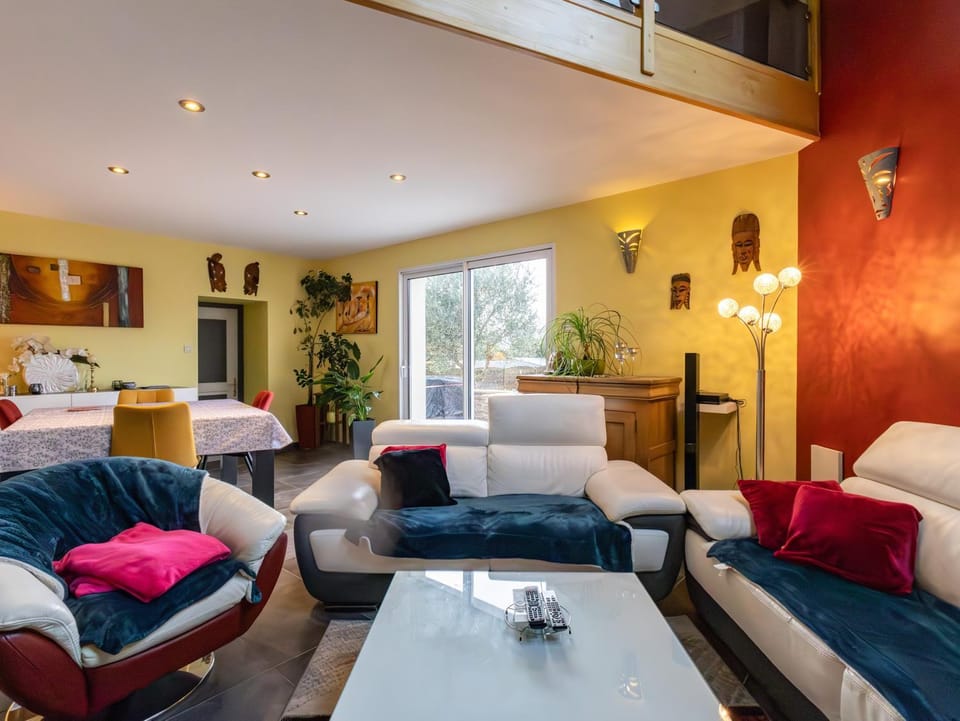 Property building, Living room