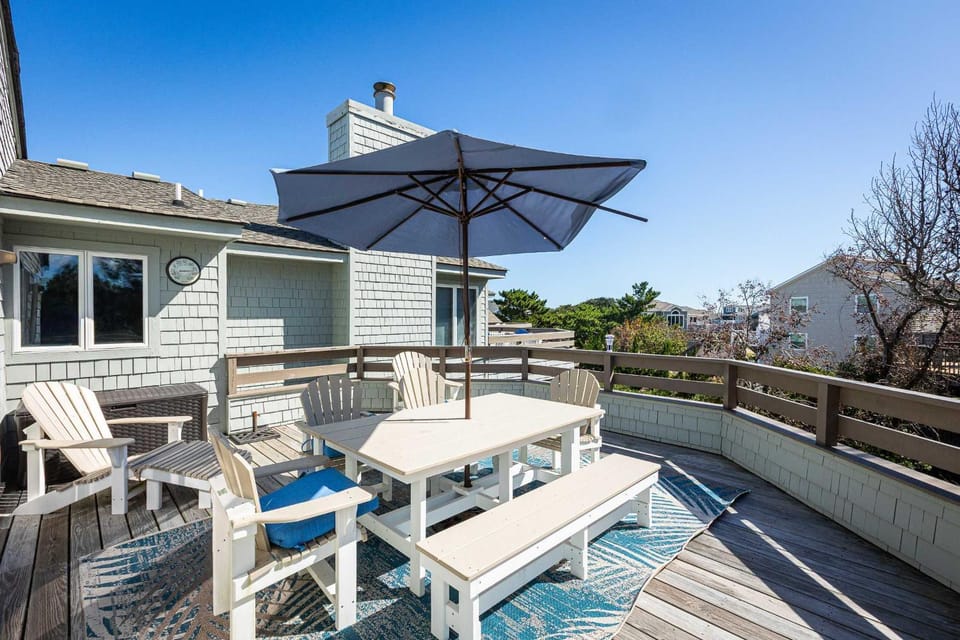 Corolla Light Villa with Hot Tub Amenities Access House in Corolla