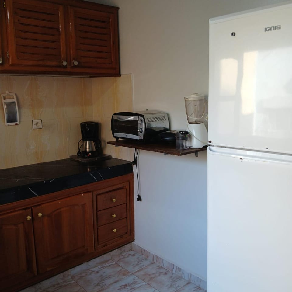 Coffee/tea facilities, Kitchen or kitchenette, oven, pet friendly, stove, toaster