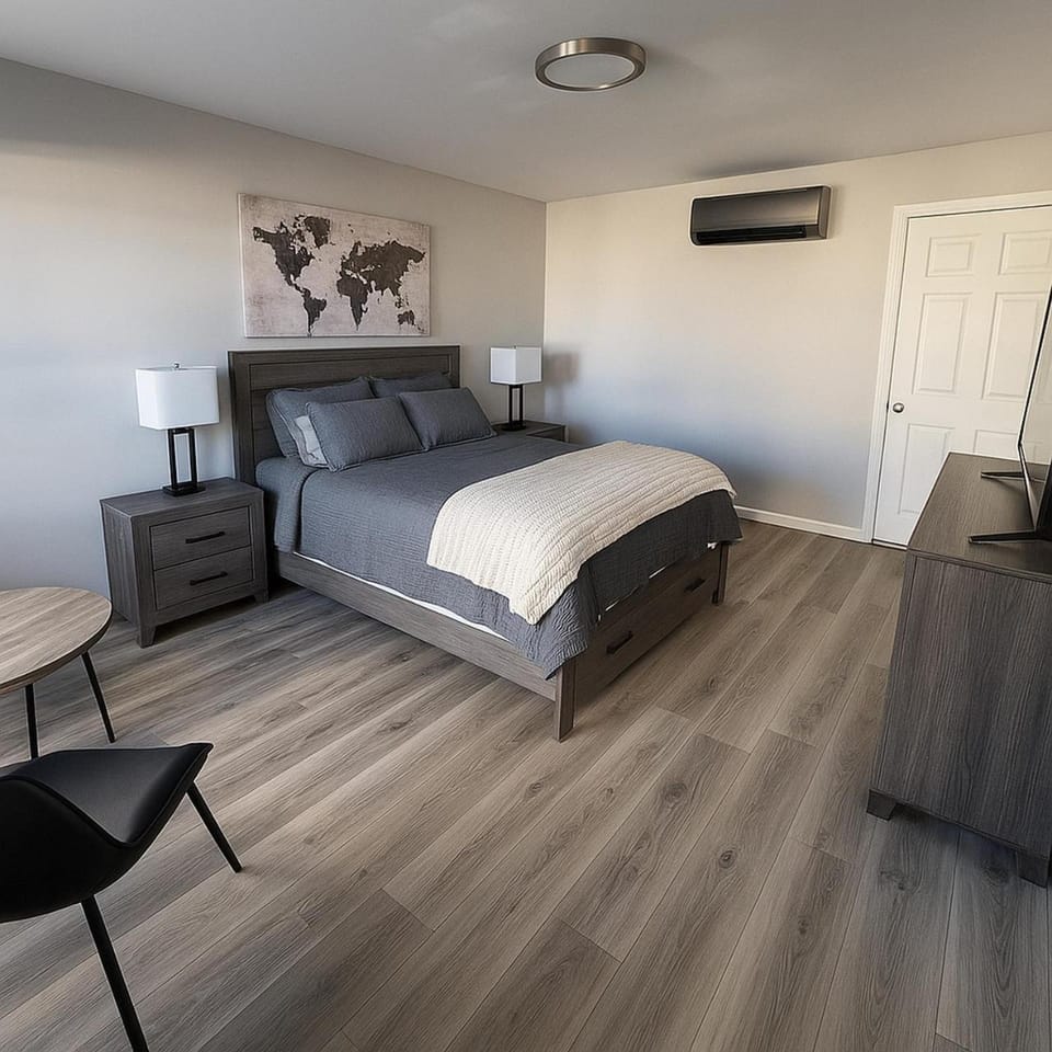 Bed, Bedroom