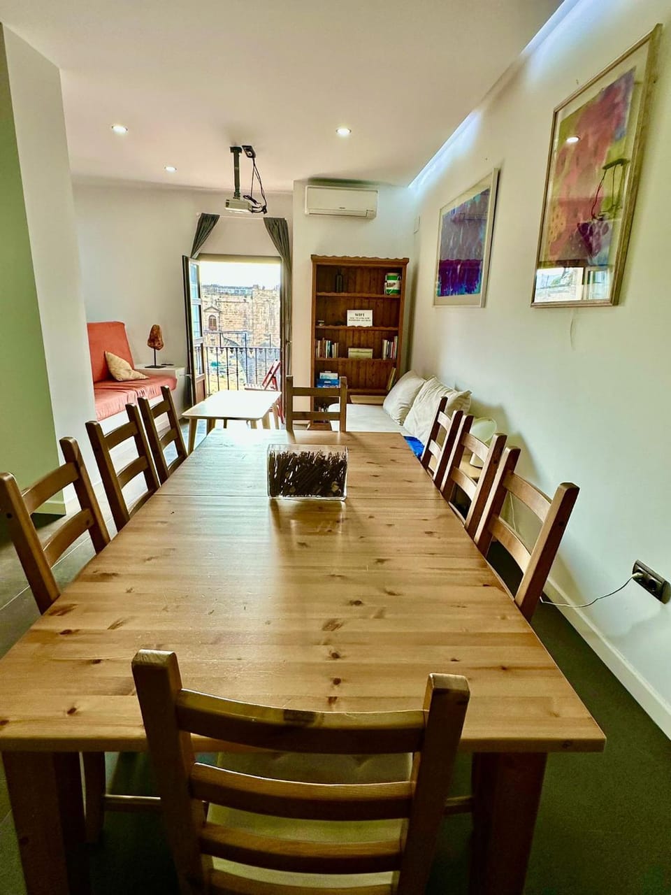 Living room, Dining area