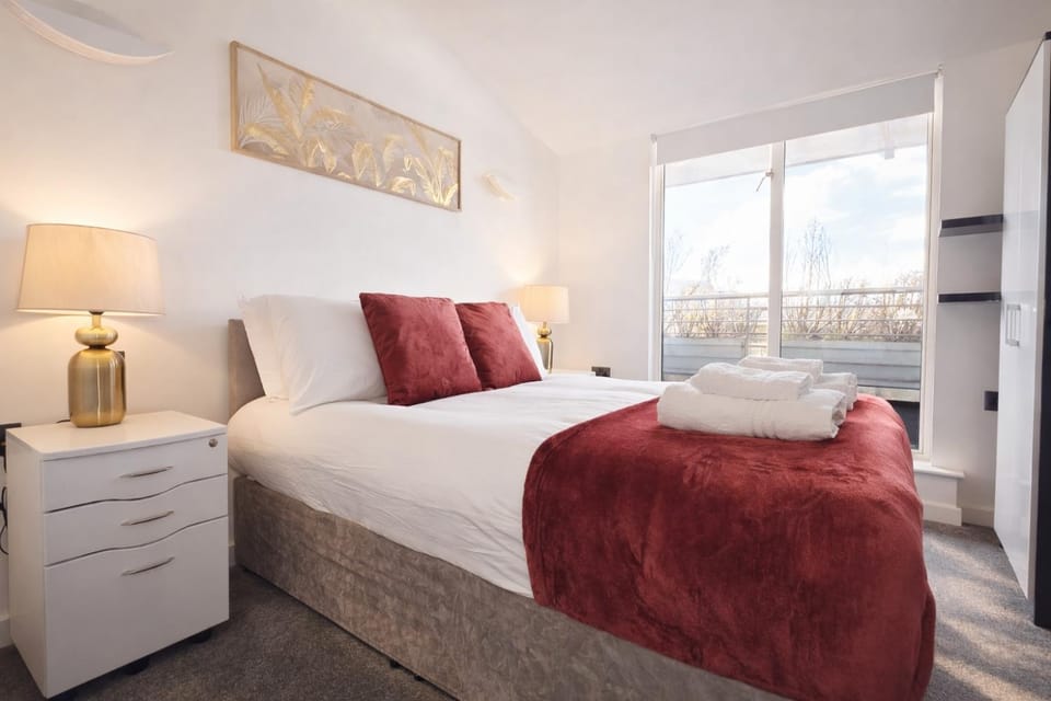 Penthouse View 3-Beds Apartment for 10 guests in Paddington Apartment in City of Westminster