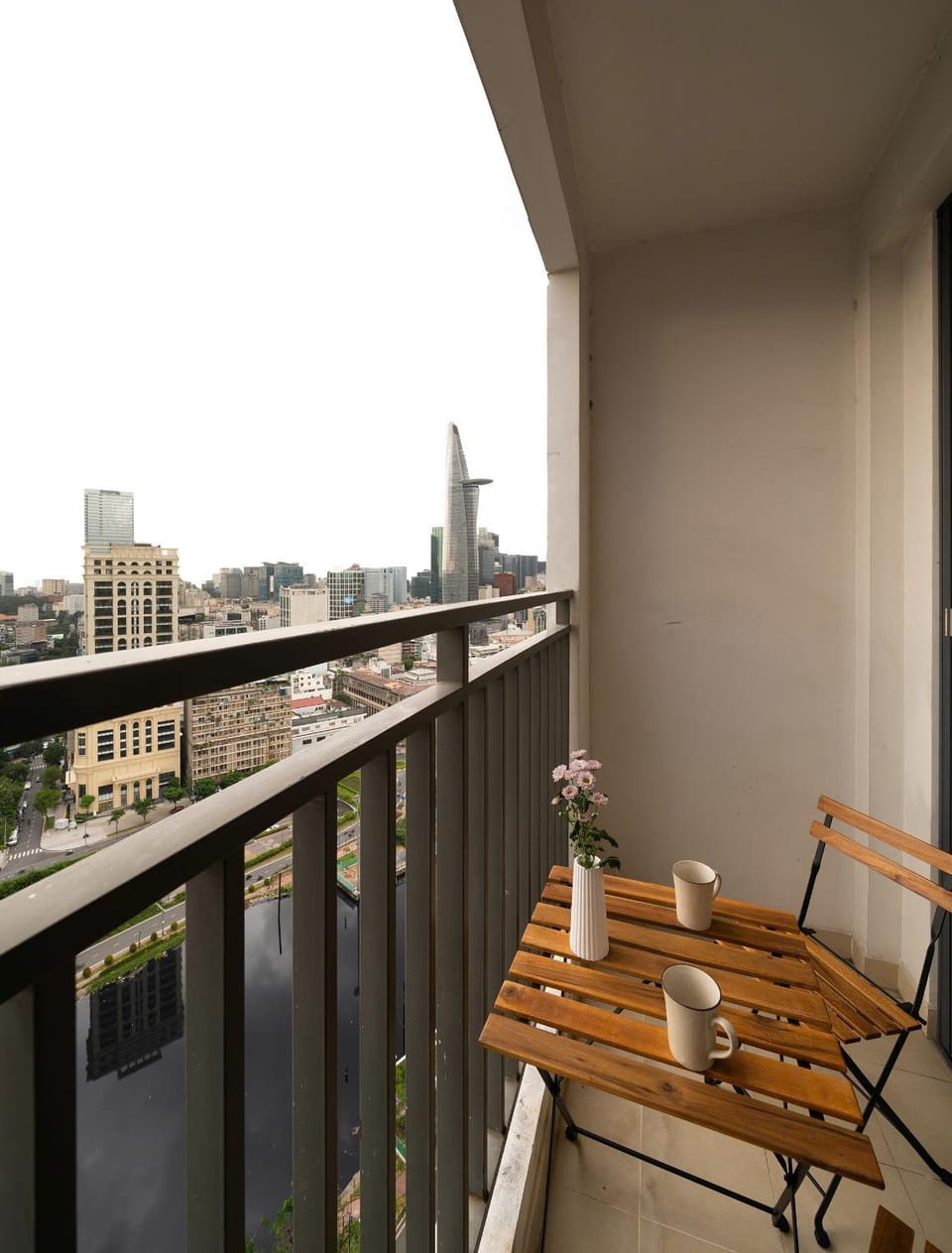 Patio, Day, View (from property/room), Balcony/Terrace, Living room, Seating area, Dining area