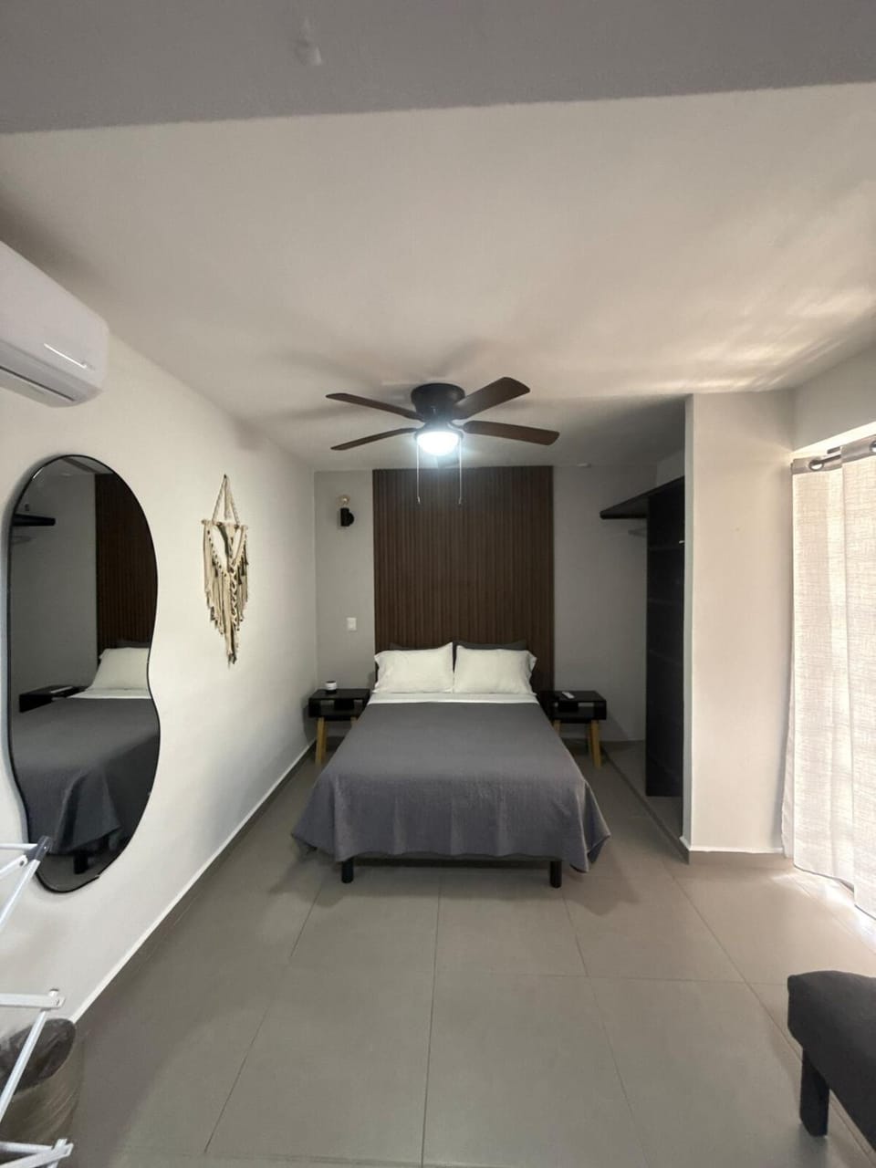 Peach35Up Centrico studio super ubicado y tranquilo, cerca de las principales atracciones en el centro de Cancun Apartment in Cancun