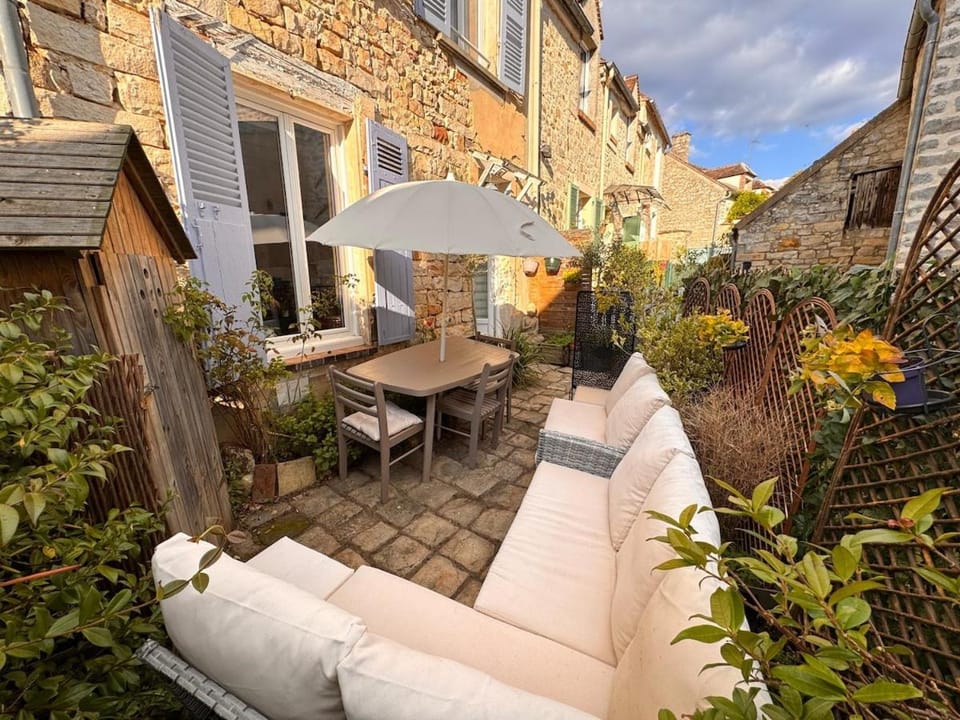 La Maison Poème - 10 min from Fontainebleau Apartment in Île-de-France