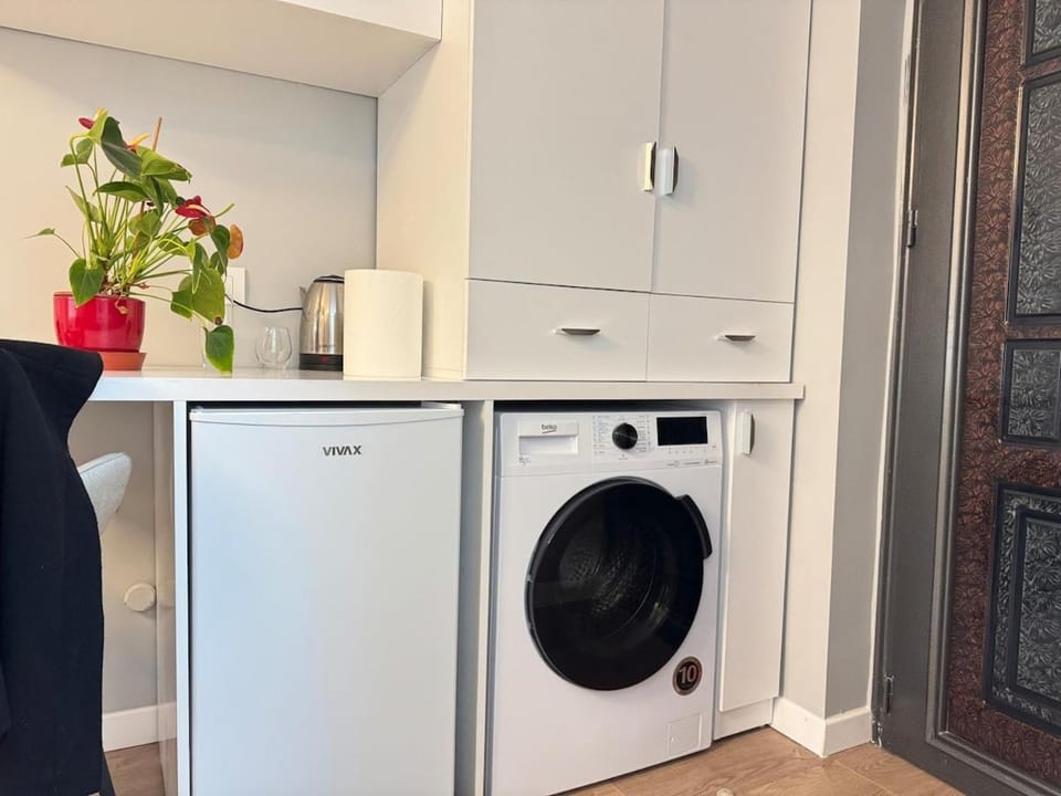 Enia's Tirana City Center Studio - 30 meters from Skanderbeg Square Apartment in Tirana