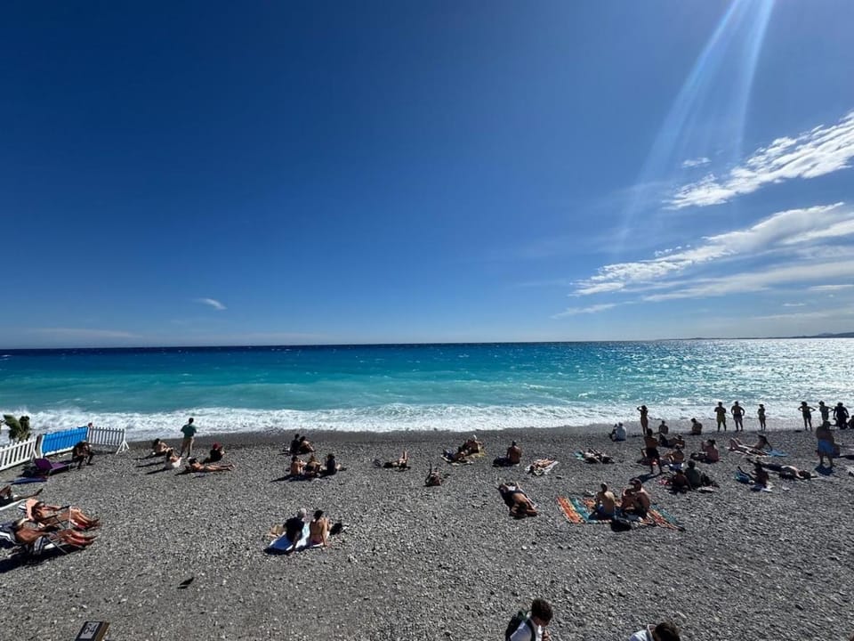 Large Studio 7 minutes from Beach Apartment in Nice