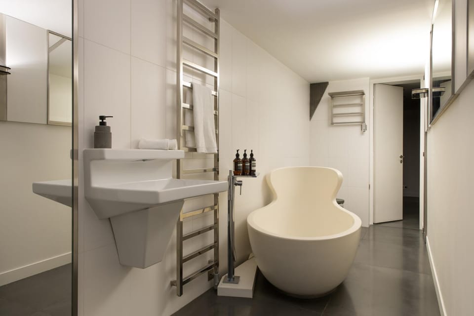 Bathroom, Bath