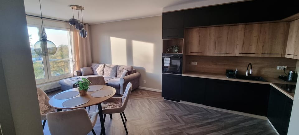 Kitchen or kitchenette, Living room, Seating area