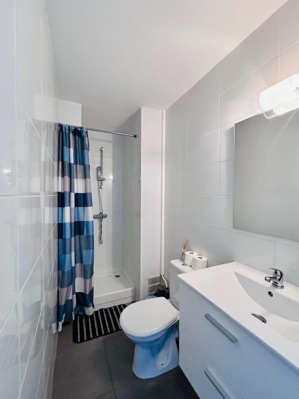 Studio Rénové et Meublé Le Cœur de Nice à Vos Pieds Apartment in Nice