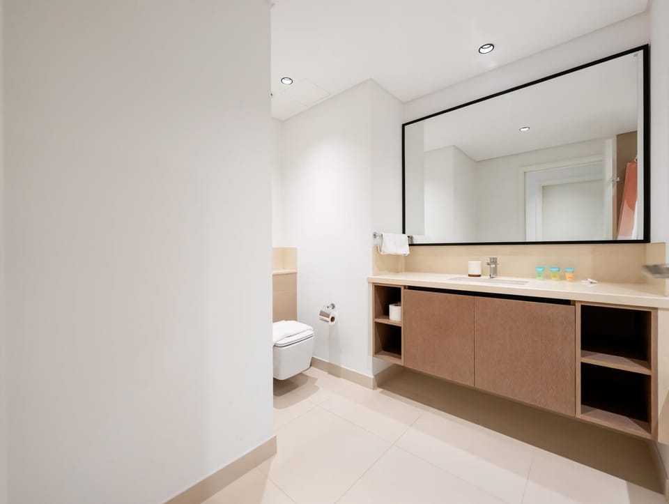 Dubai Mall & Burj Khalifa 10 mins walk - Luxury 2 bed - Sleep up to 10 Apartment in Dubai