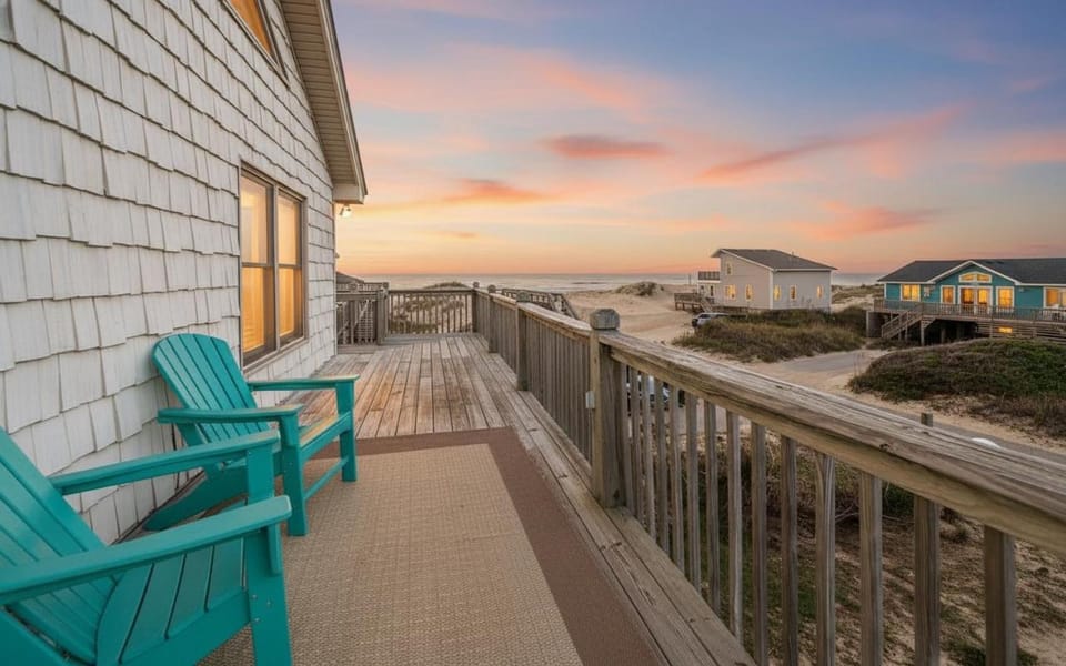 Sunrise Sunset - Nags Head MP 20, 45 Yds to Beach, Ocean View, Hot Tub, Pool Table, Pets OK House in Nags Head