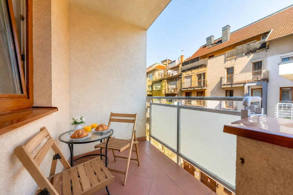 Day, View (from property/room), Balcony/Terrace
