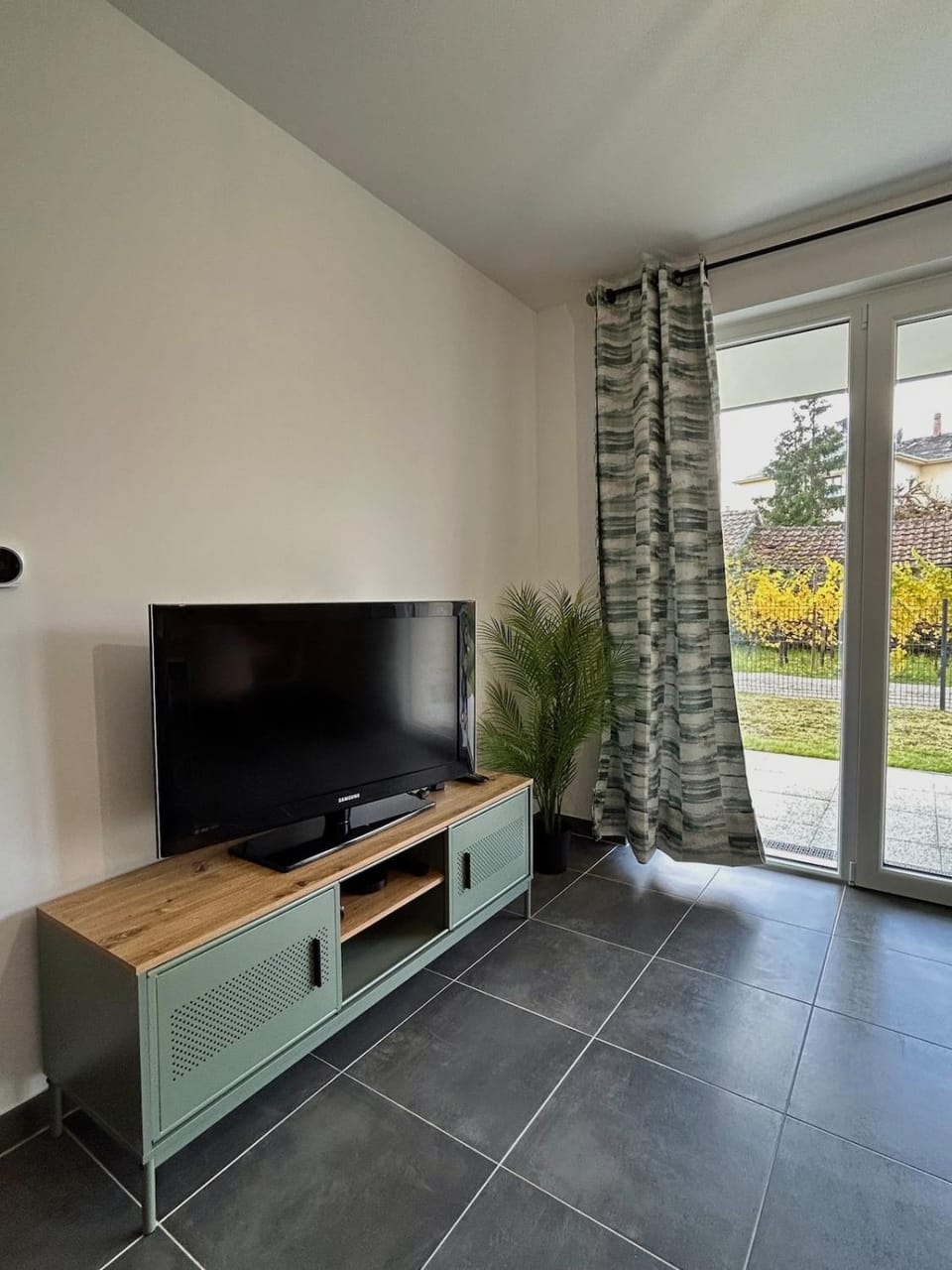 Communal lounge/ TV room, TV and multimedia