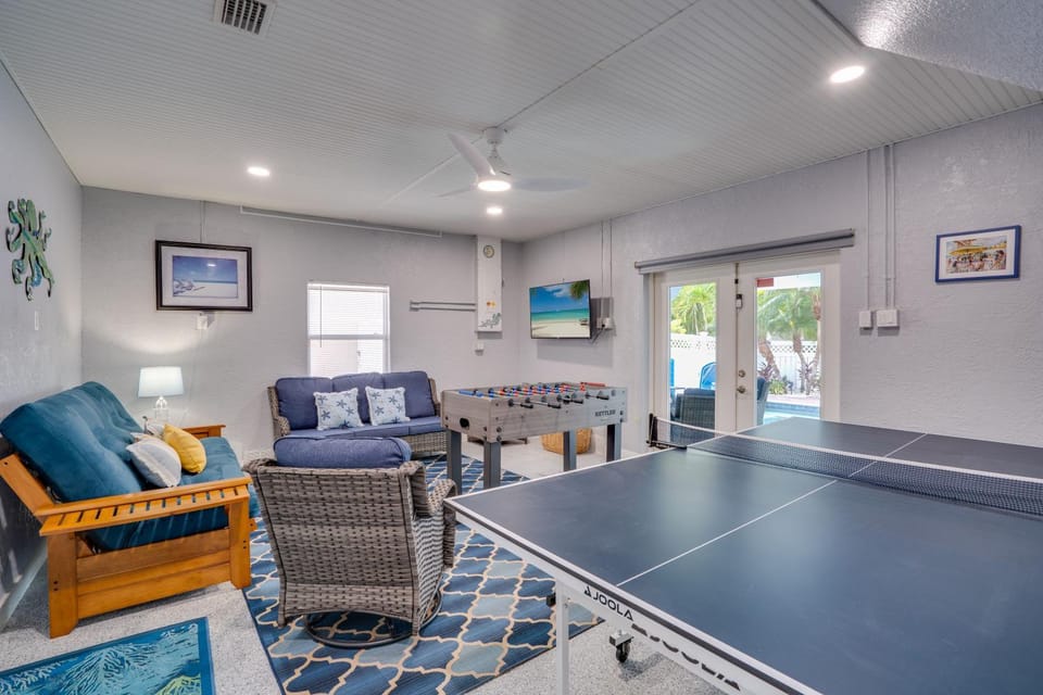 Game Room, Table tennis