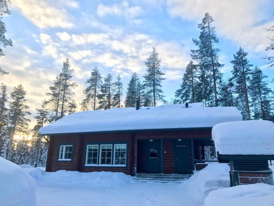 Property building, Day, Winter