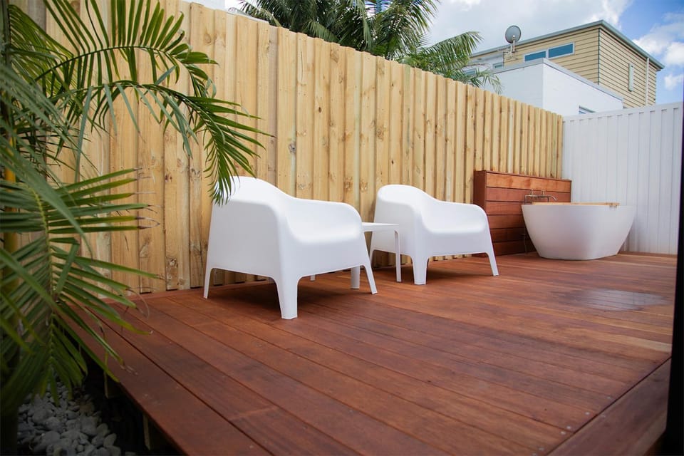The Coconut Hut Papamoa Beach Villa in Bay Of Plenty