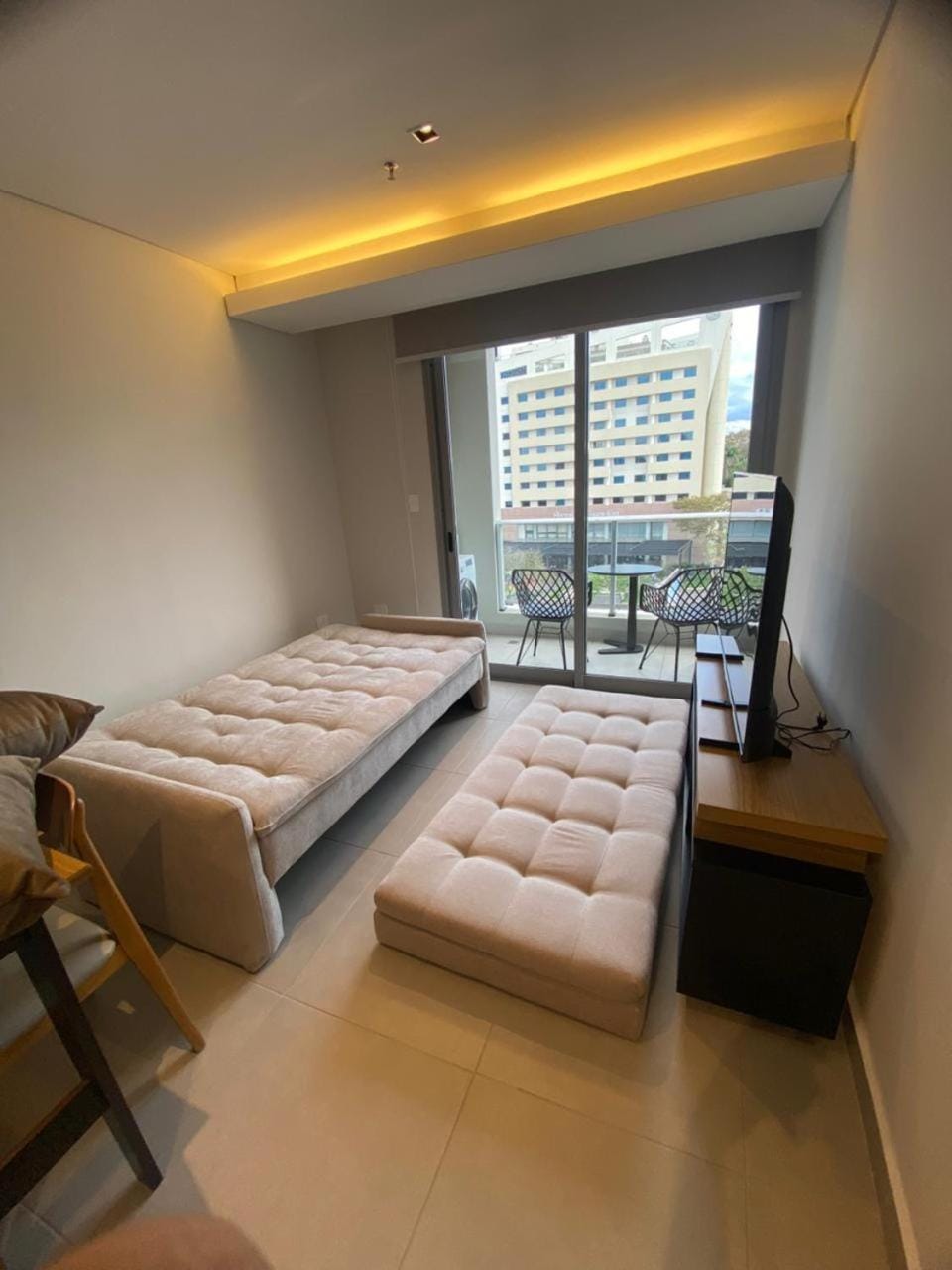 Comfortable 1 BR apt steps from Shopping del Sol Apartment in Asunción