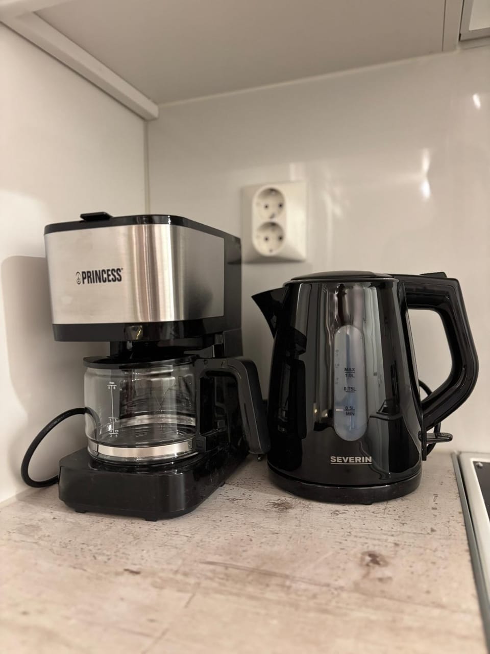 Coffee/tea facilities