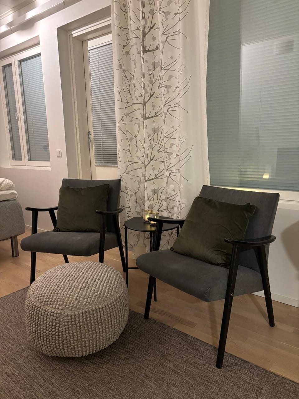 Seating area