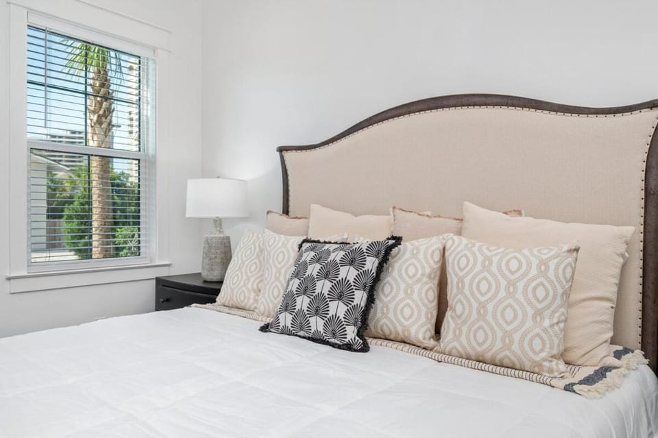 Cypress! Just steps from the beach! Golf Cart Included! House in Miramar Beach