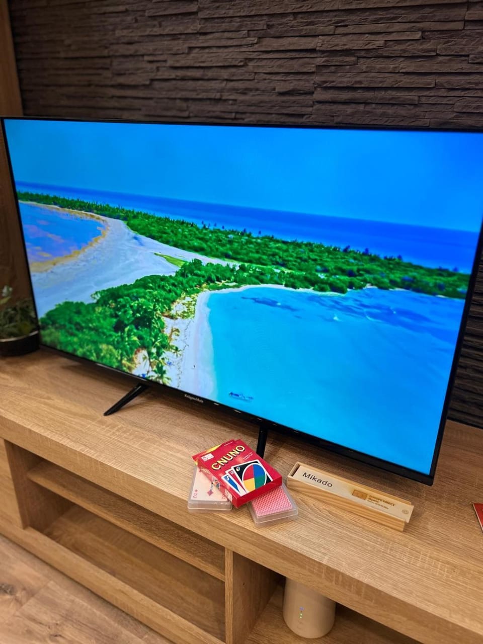 TV and multimedia, Evening entertainment