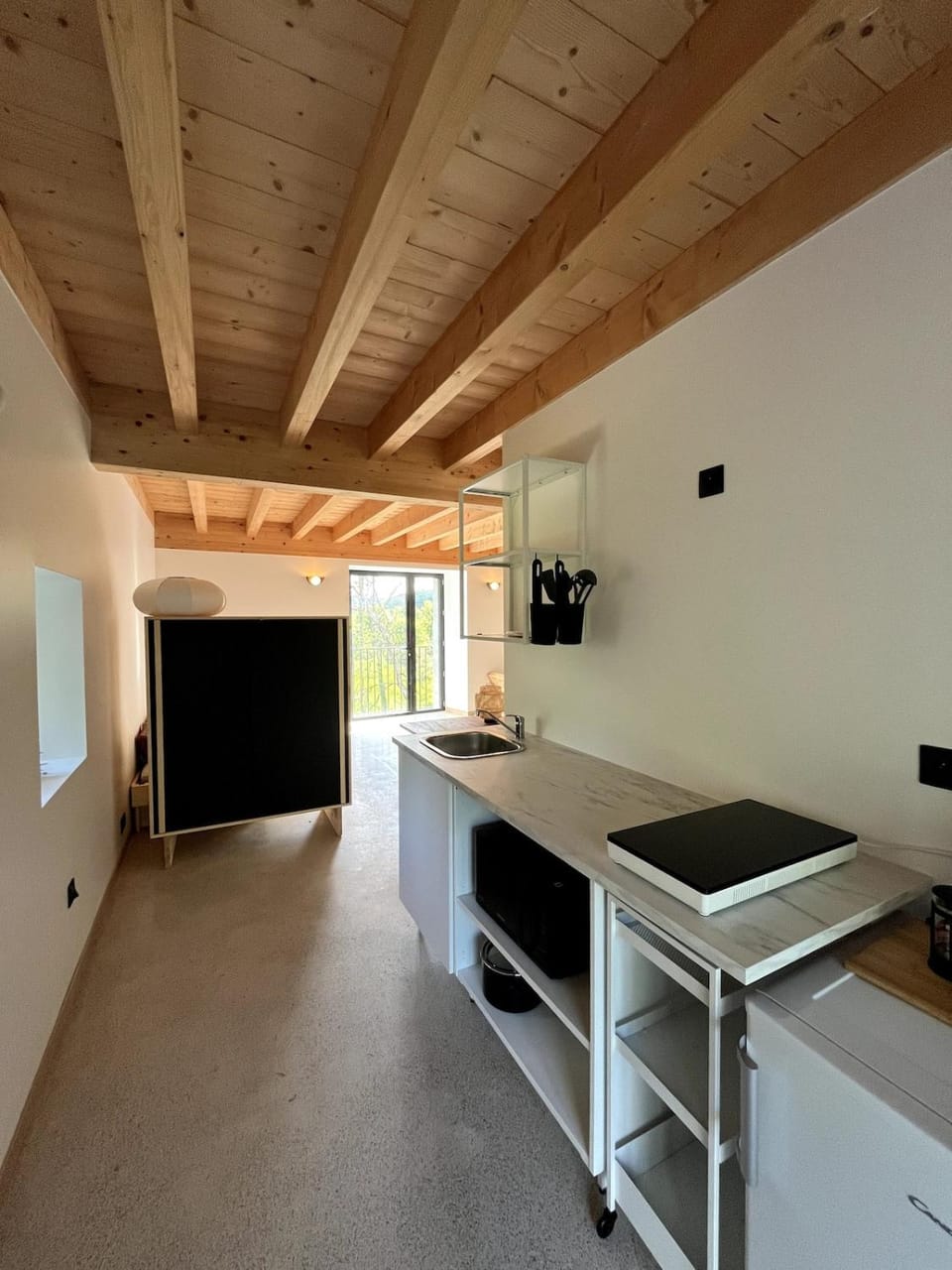 Terrace studio in an old farmhouse Apartment in Auvergne-Rhône-Alpes