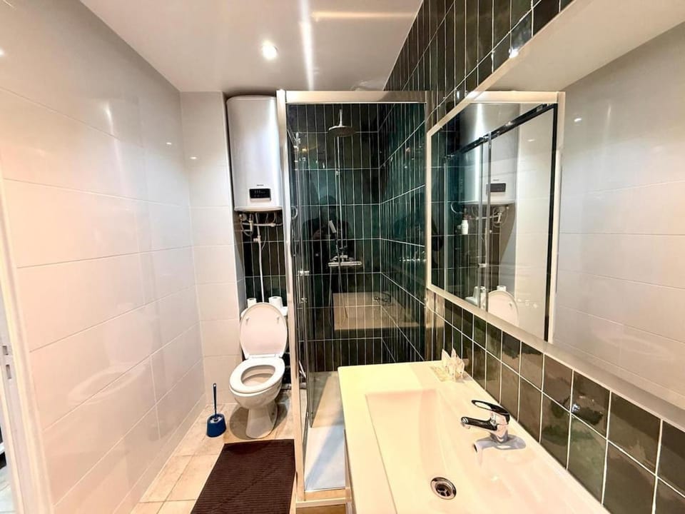 Appartement cosy fond de cour Apartment in Clichy