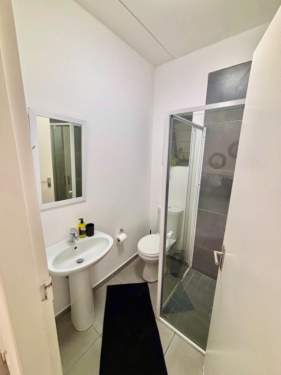 Waterfall Smart Apartment 2bed2bath Apartment in Sandton