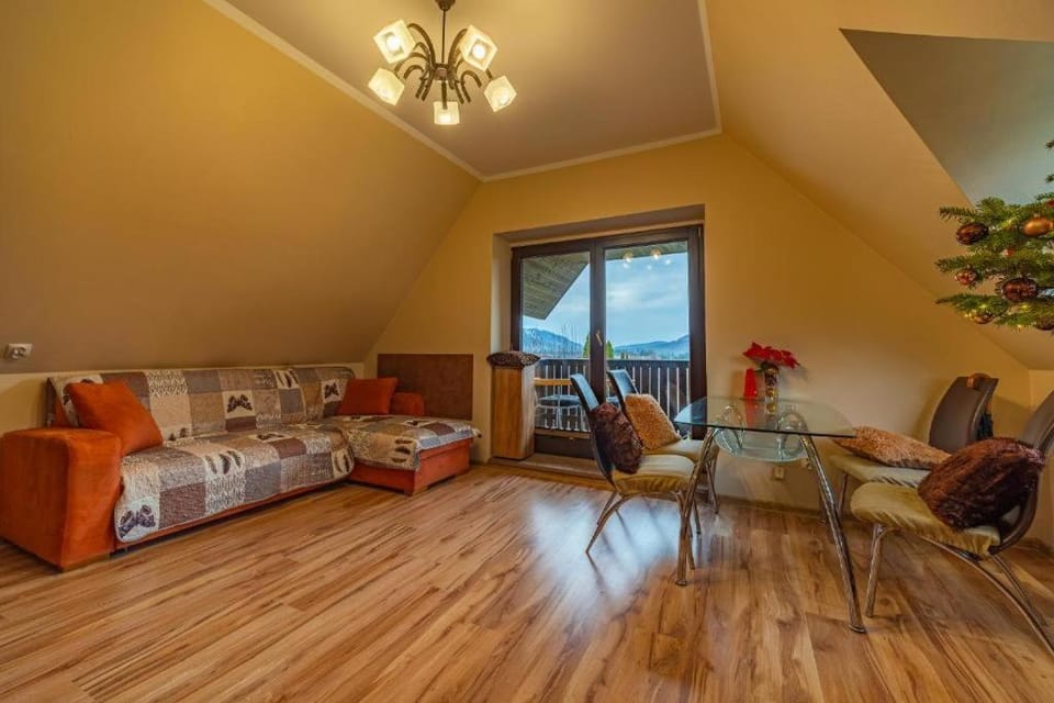 Górski Zakątek Apartament z widokiem na Tatry Kościelisko Apartment in Lesser Poland Voivodeship